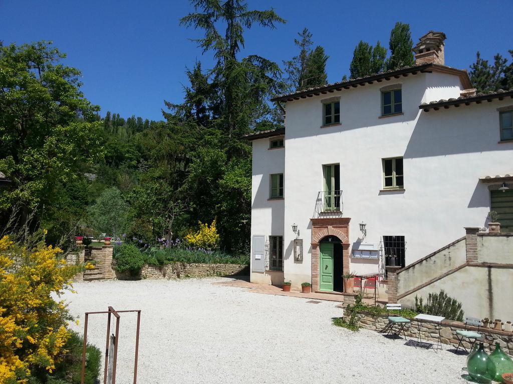 L'Ariete Guest House Montone  Eksteriør bilde